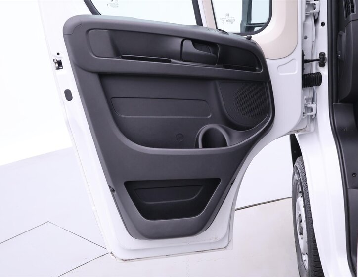 Toyota Proace Max Skříň 2,2 l 88 kw