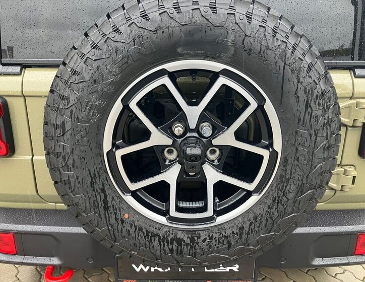 Jeep Wrangler 43
