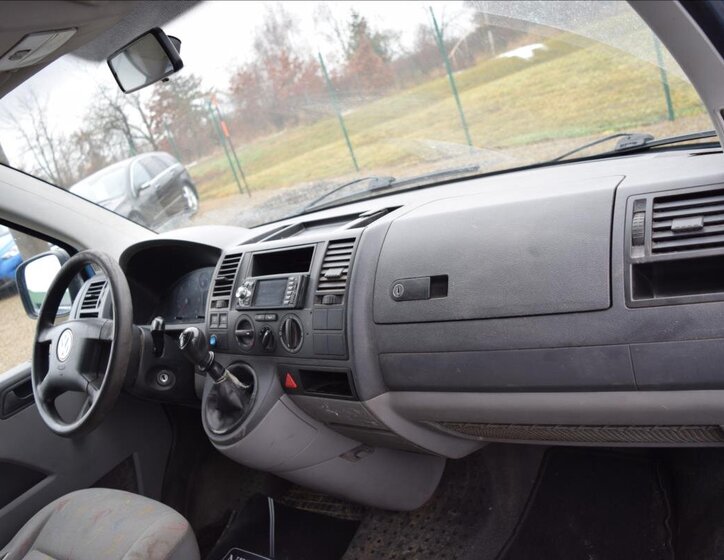 Volkswagen Transporter 17