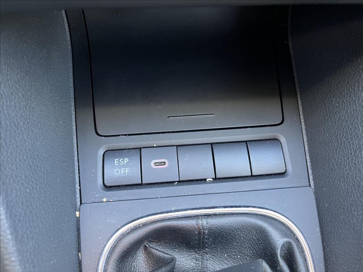 Volkswagen Golf Hatchback 2,0 l 81 kw