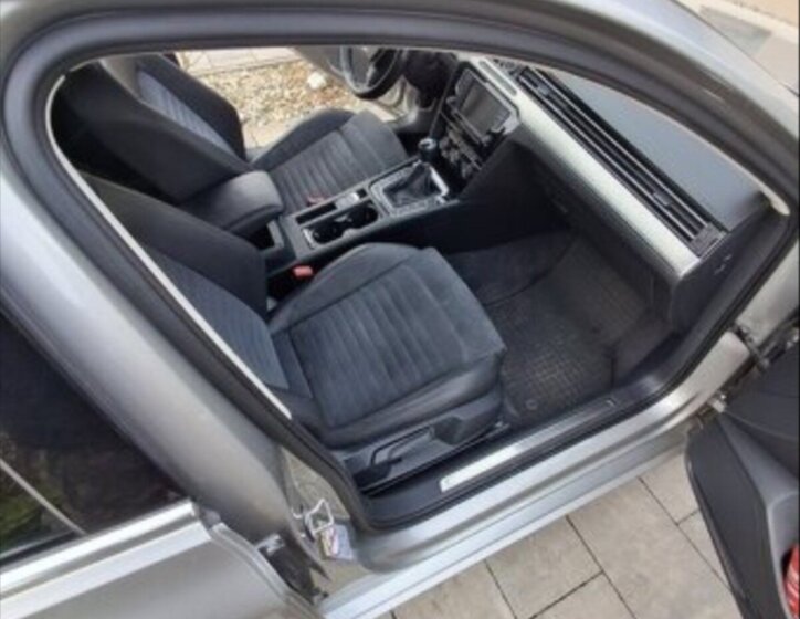 Volkswagen Passat Kombi 0,0 0