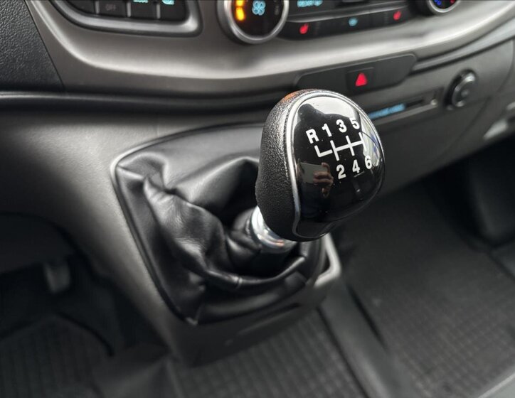 Ford Transit Custom 29