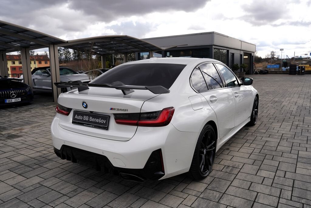 BMW Řada 3 Sedan 3,0 l 275 kw