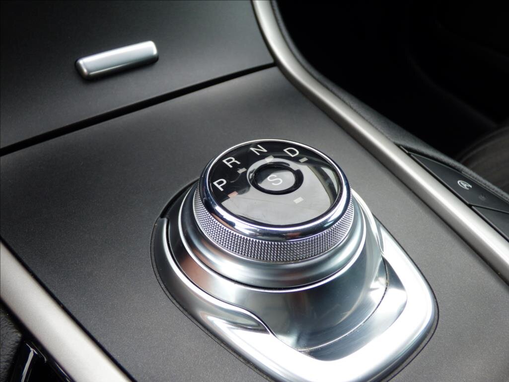 Ford S-MAX MPV 2,0 l 110 kw