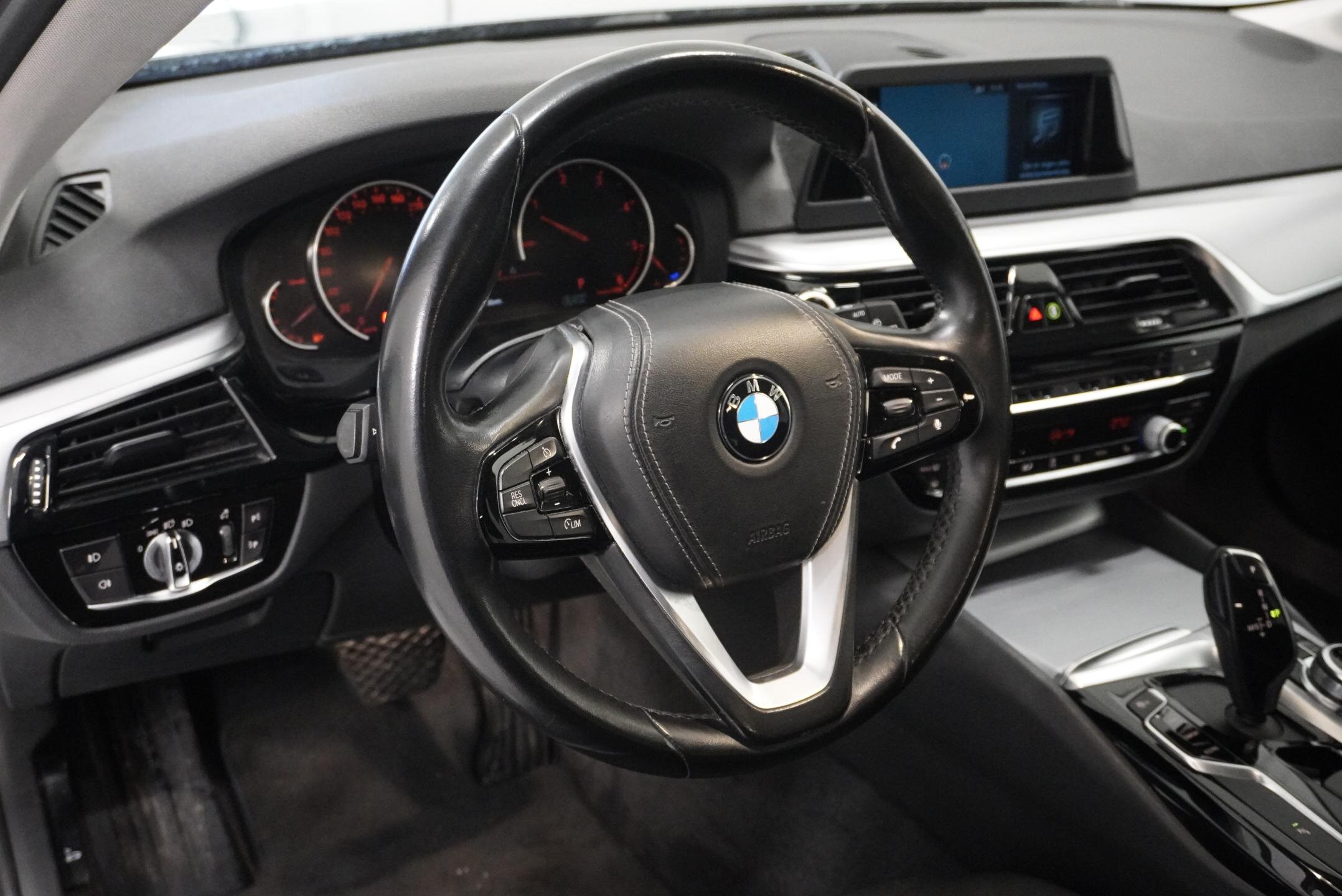 BMW Řada 5 Kombi 2,0 l 140 kw