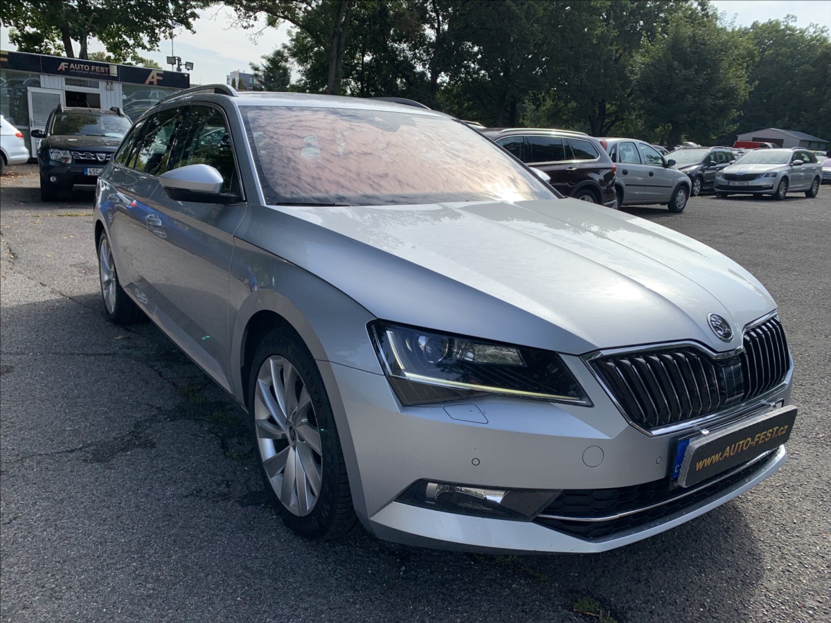 Škoda Superb