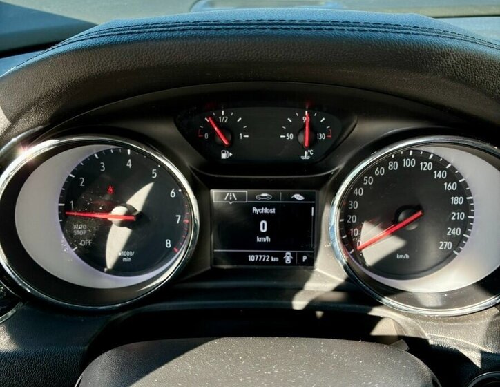 Opel Insignia Sedan / Limuzína 0,0 149 kw