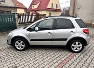 Suzuki SX4 8