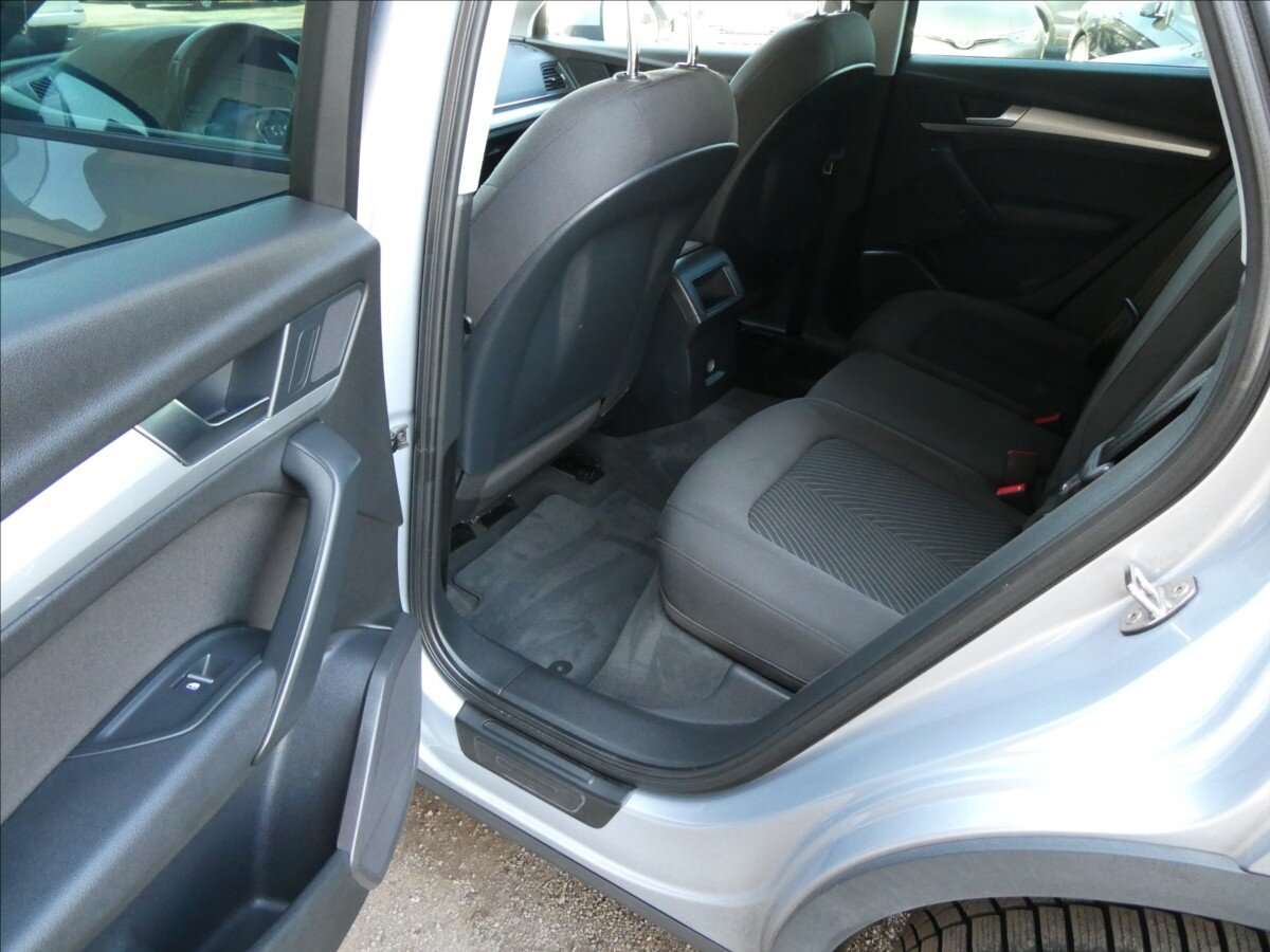 Audi Q5 SUV / Terénní 2,0 l 120 kw