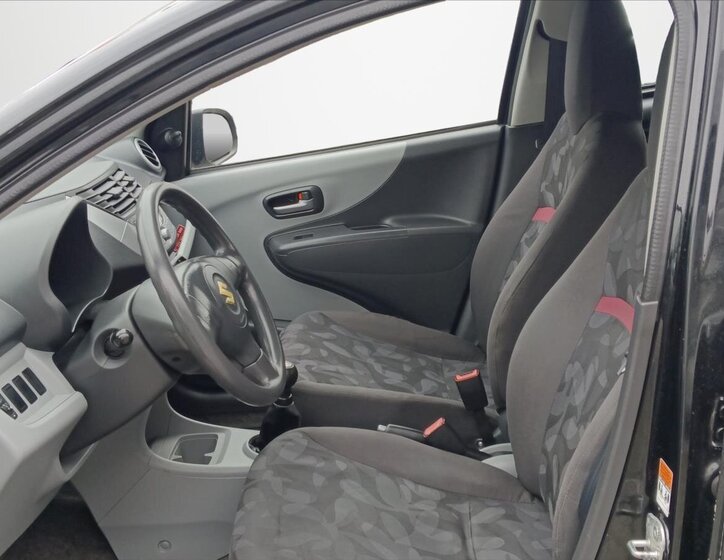 Suzuki Alto Hatchback 996,0 50 kw