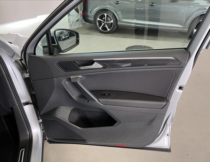 Volkswagen Tiguan SUV 1,5 l 110 kw