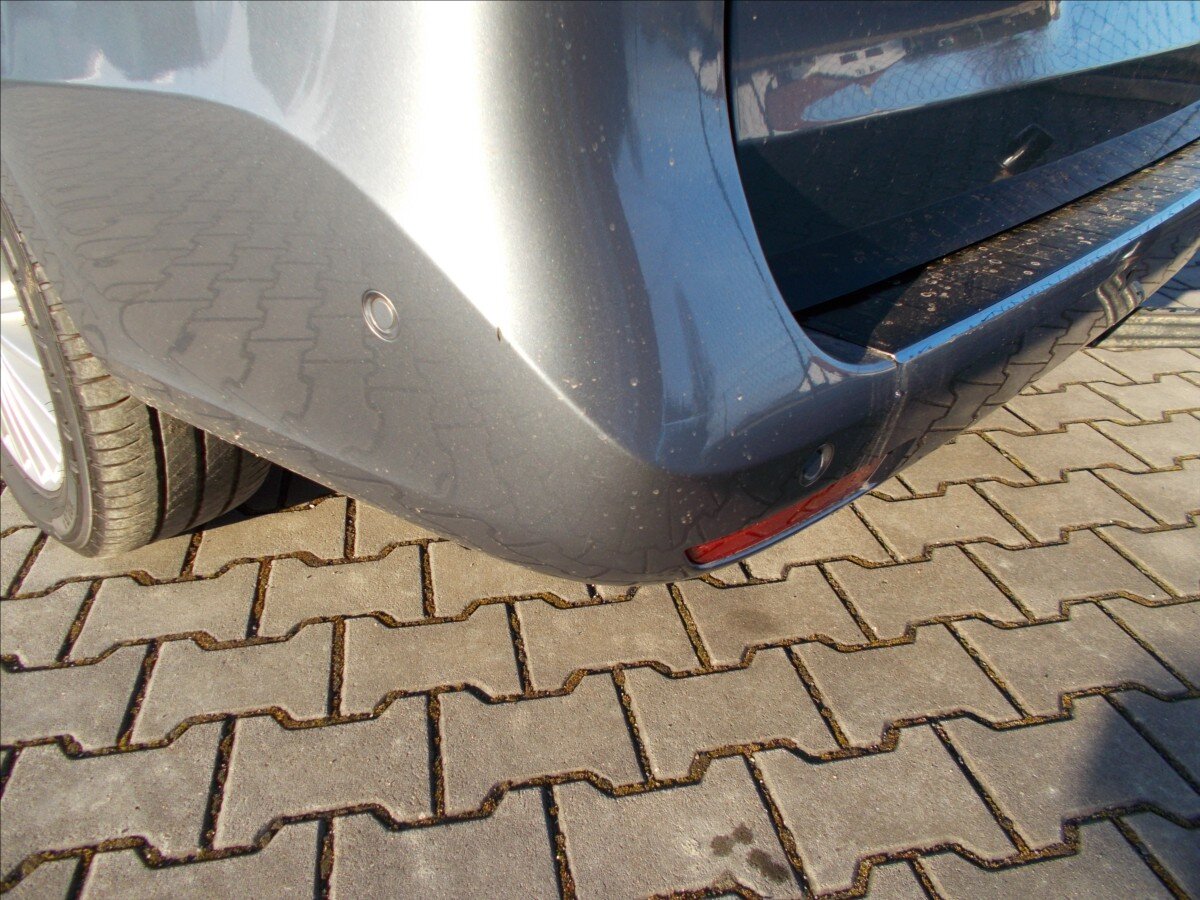 Mercedes-Benz Třídy V MPV 2,1 l 140 kw