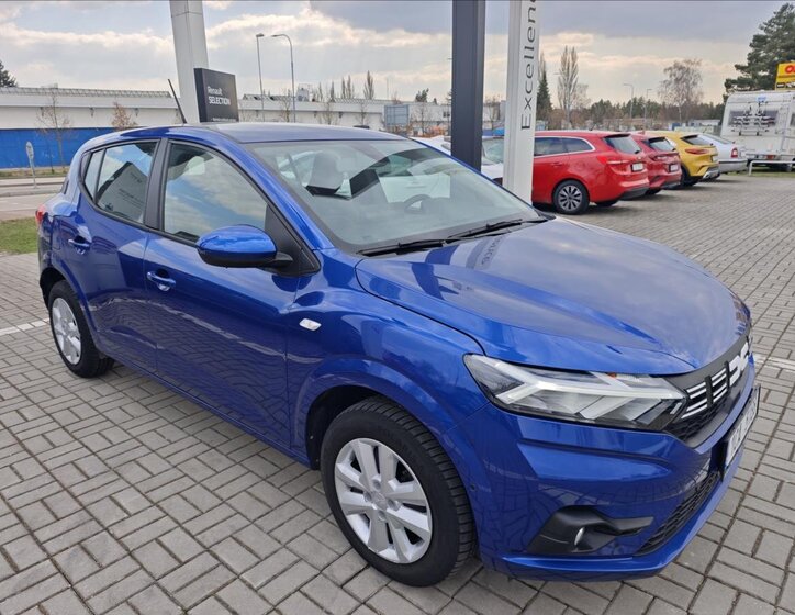 Dacia Sandero Hatchback 999,0 67 kw