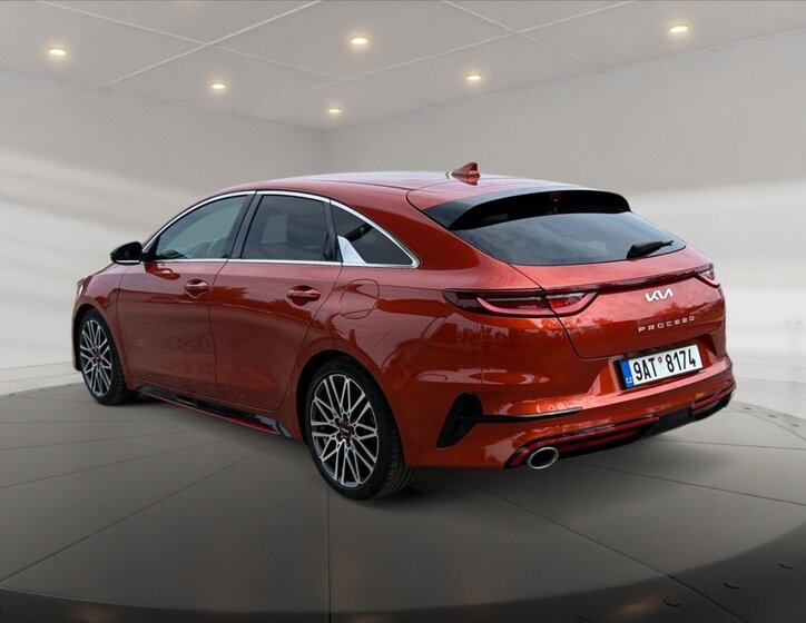 KIA ProCeed Hatchback 1,6 l 150 kw