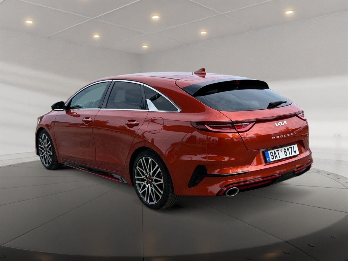 KIA ProCeed Hatchback 1,6 l 150 kw