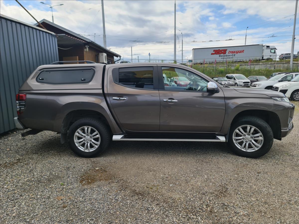 Mitsubishi L200