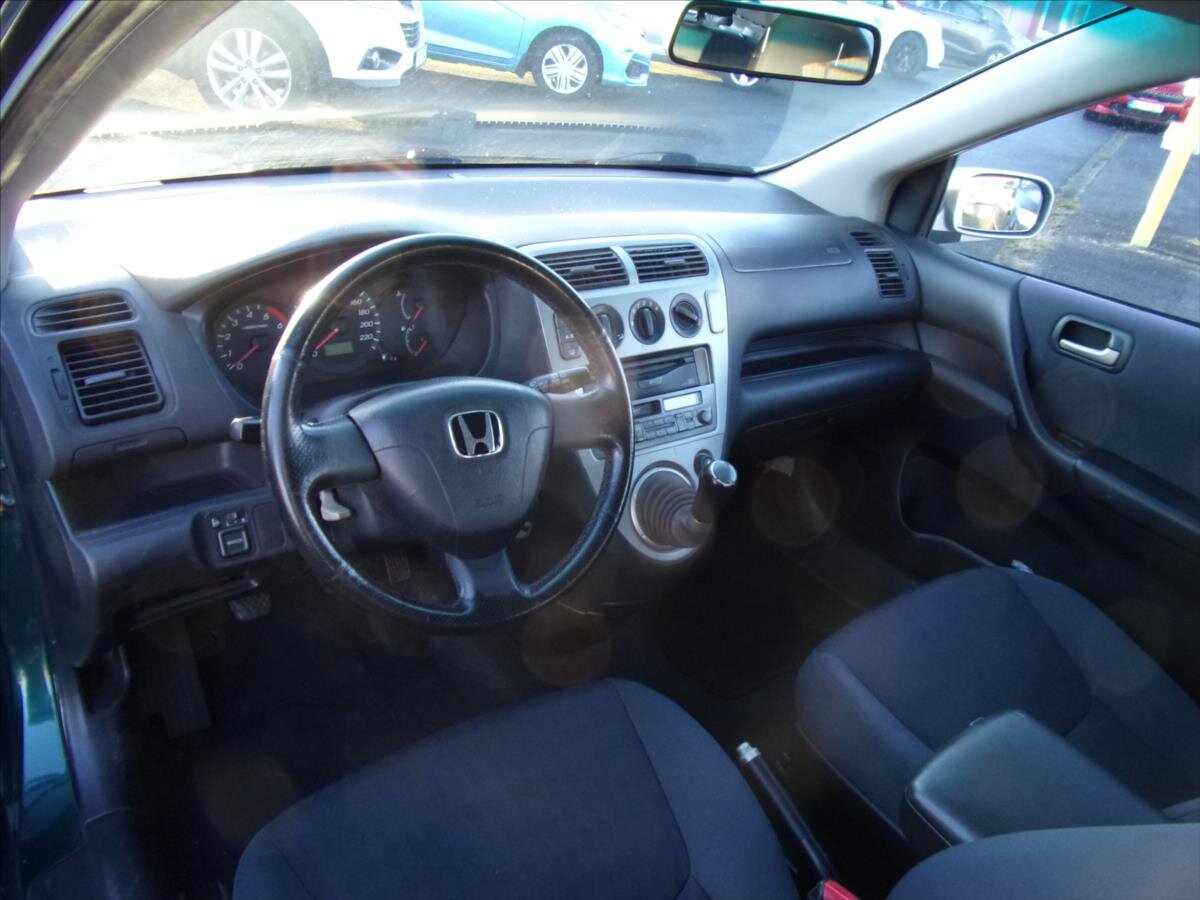 Honda Civic Hatchback 1,7 l 74 kw
