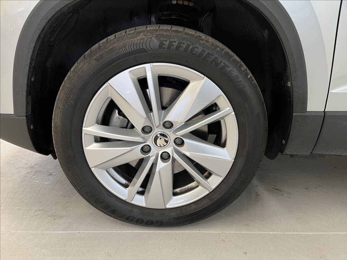 Škoda Karoq SUV / Terénní 1,5 l 110 kw