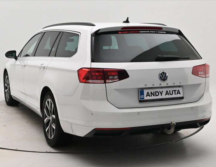 Volkswagen Passat Kombi 2,0 l 110 kw