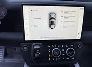 Land Rover Defender 18