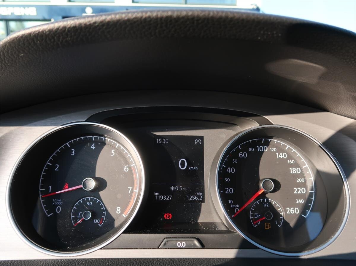 Volkswagen Golf Kombi 1,2 l 81 kw