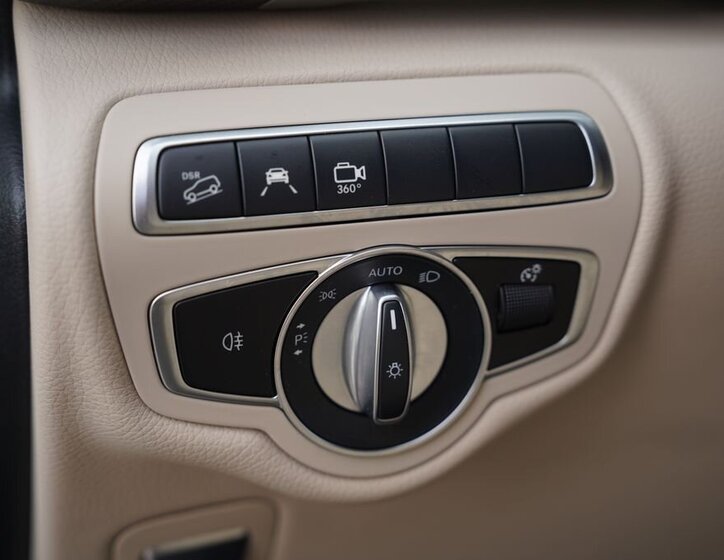 Mercedes-Benz Třídy V MPV 2,0 l 174 kw