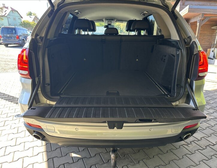 BMW X5 SUV 2,0 l 160 kw