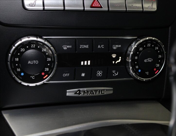 Mercedes-Benz Třídy C 14