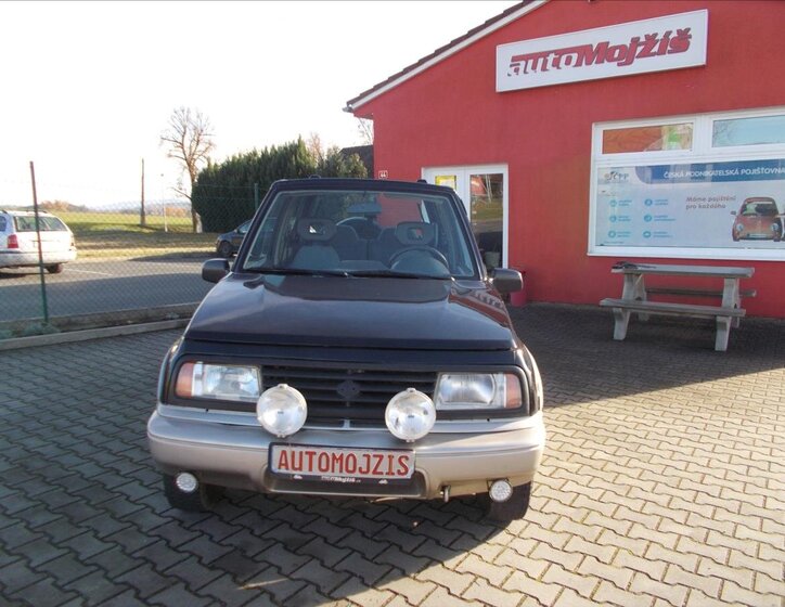 Suzuki Vitara 2