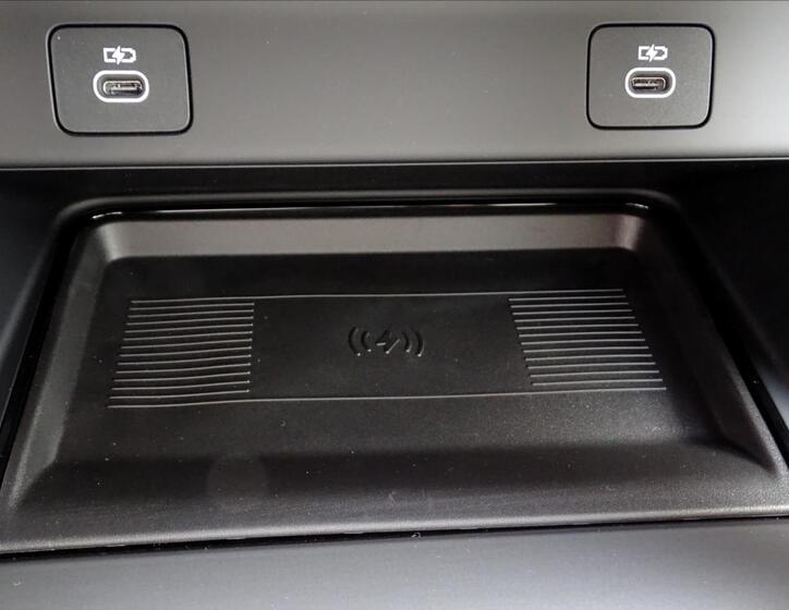 Land Rover Discovery Sport 19