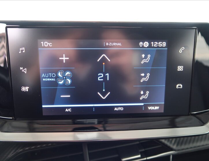 Peugeot 2008 Hatchback 1,2 l 96 kw