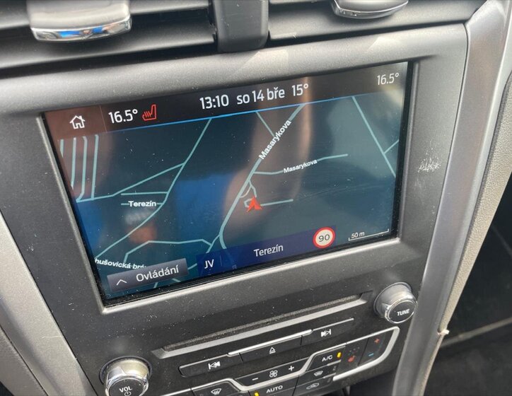 Ford Mondeo Hatchback 1,5 l 118 kw