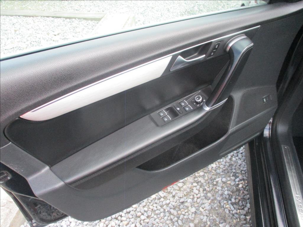 Volkswagen Passat Kombi 2,0 l 130 kw