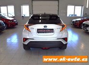 Toyota C-HR Hatchback 1,8 l 0
