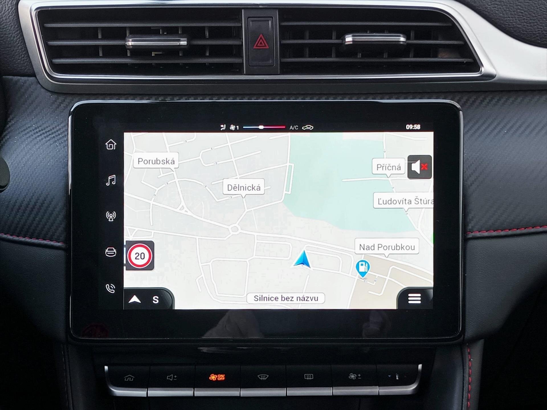 MG ZS SUV 1,5 l 78 kw