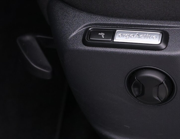 Volkswagen Tiguan SUV / Terénní 1,5 l 96 kw