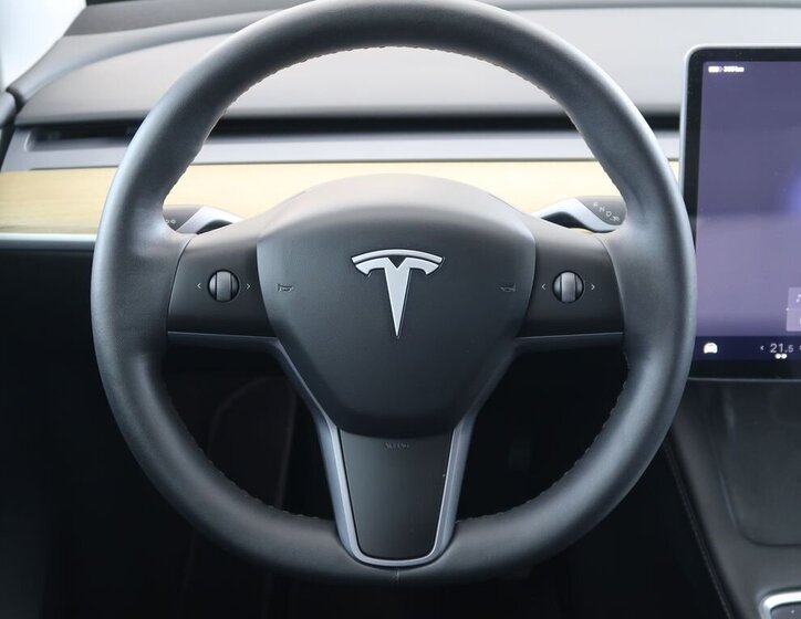 Tesla Model Y SUV 0,0 378 kw