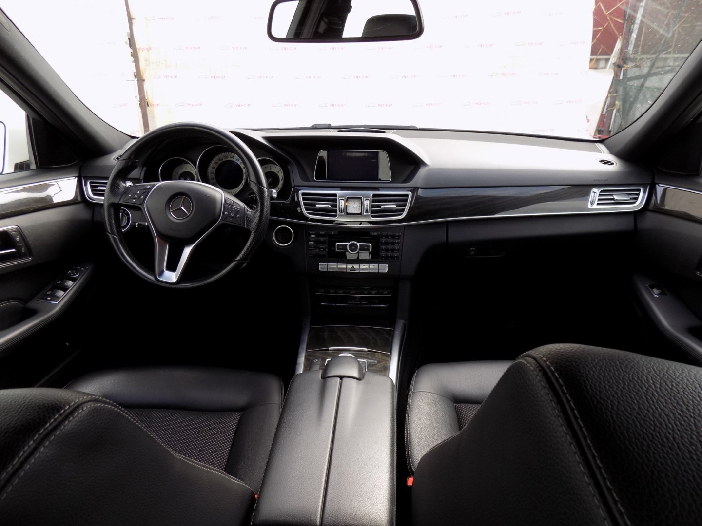 Mercedes-Benz Třídy E Sedan / Limuzína 2,1 l 125 kw