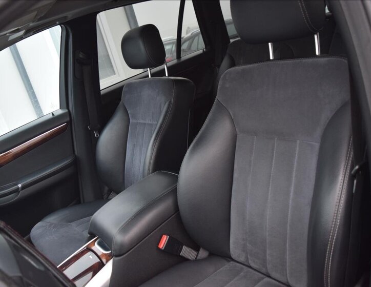 Mercedes-Benz Třídy R Kombi 3,0 l 140 kw