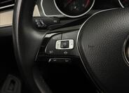 Volkswagen Passat 10