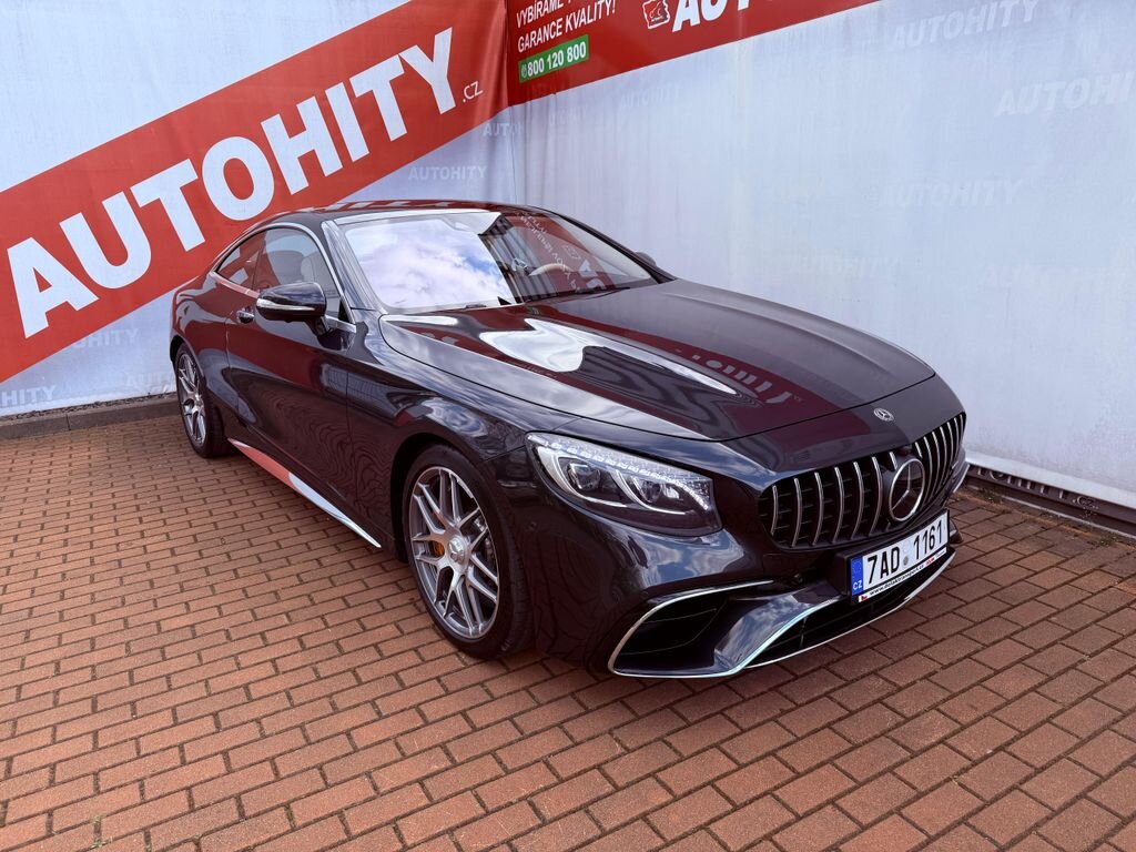 Mercedes-Benz Třídy S Kupé 4,0 l 450 kw