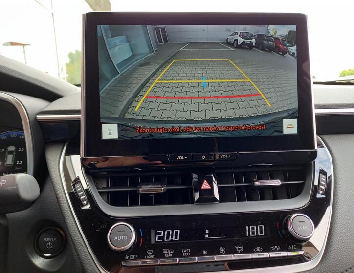 Toyota Corolla Cross 13