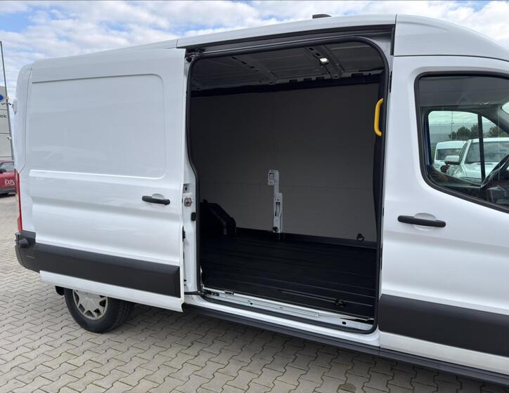 Ford Transit 13