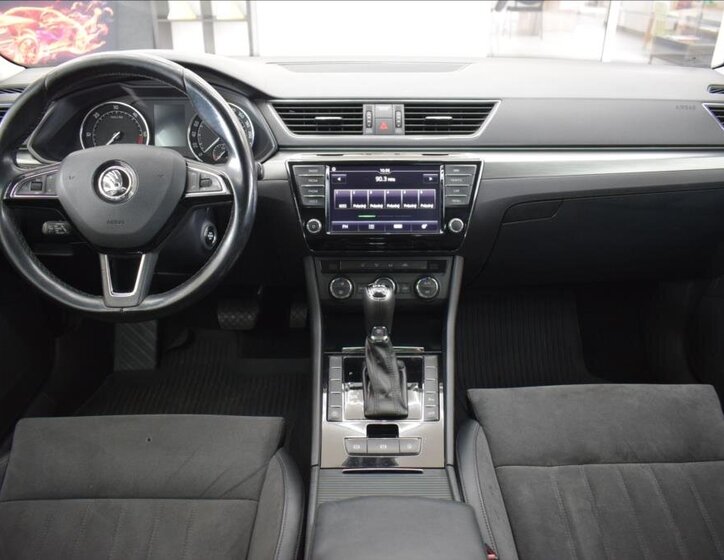 Škoda Superb 17