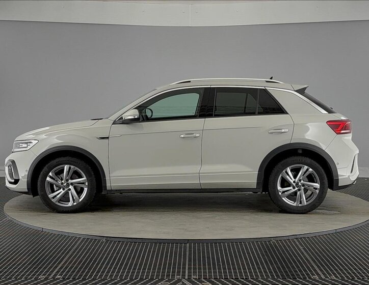 Volkswagen T-Roc SUV / Terénní 1,5 l 110 kw