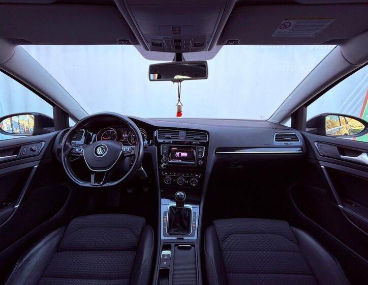 Volkswagen Golf Kombi 2,0 l 110 kw