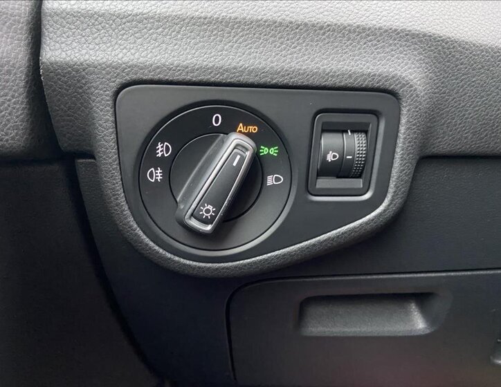 Volkswagen Golf Sportsvan MPV 1,6 l 81 kw