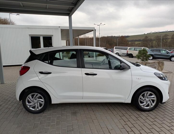 Hyundai i10 Hatchback 998,0 49 kw