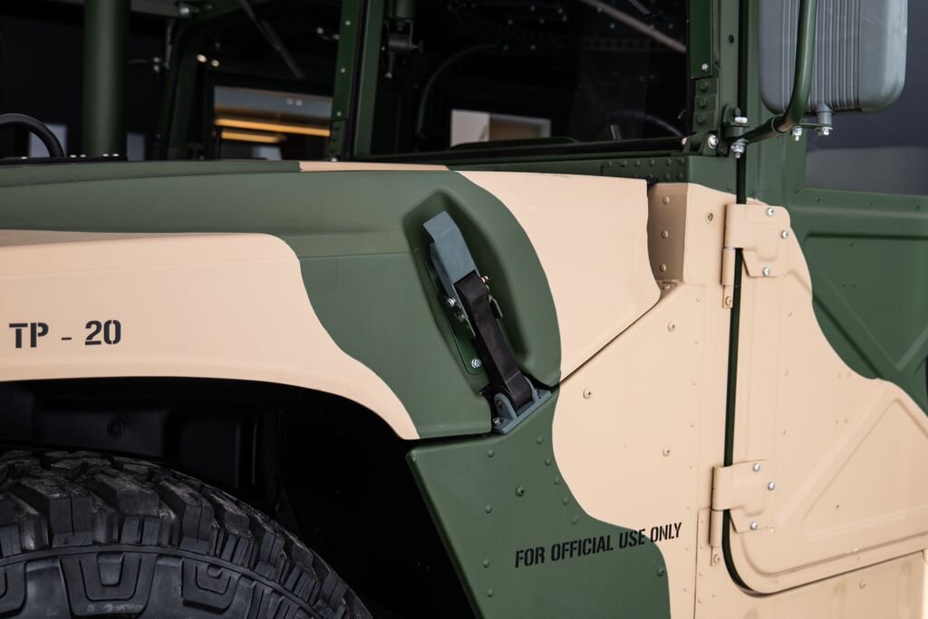 Hummer H1 SUV / Terénní 6,2 l 110 kw