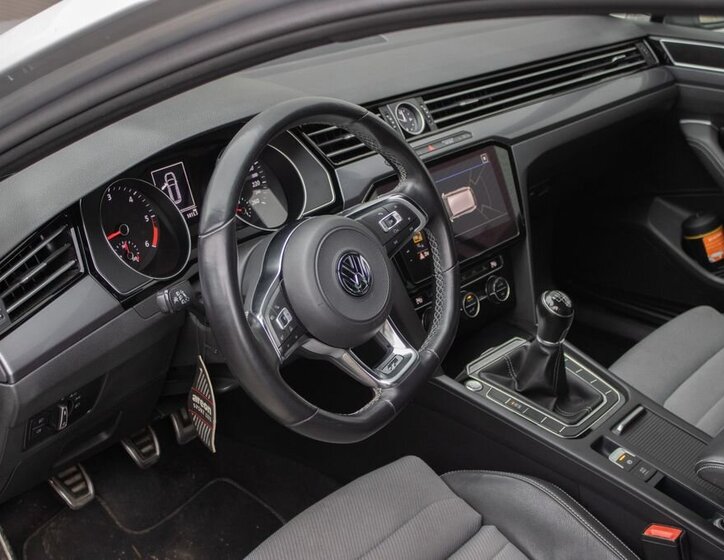 Volkswagen Passat Kombi 2,0 l 110 kw